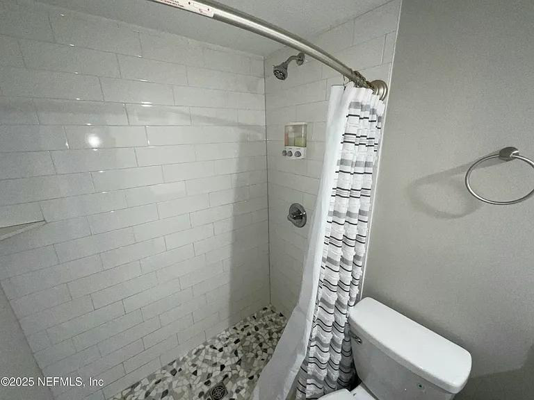 318 Arricola Ave #101 — Photo 41