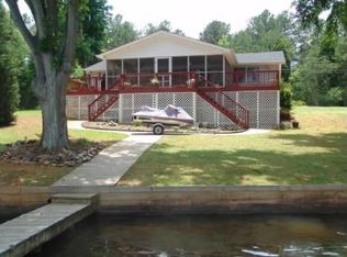 447 Bay Shore Dr, Norwood, NC 28128