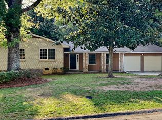 4385 Housworth Dr, Lithonia, GA 30038