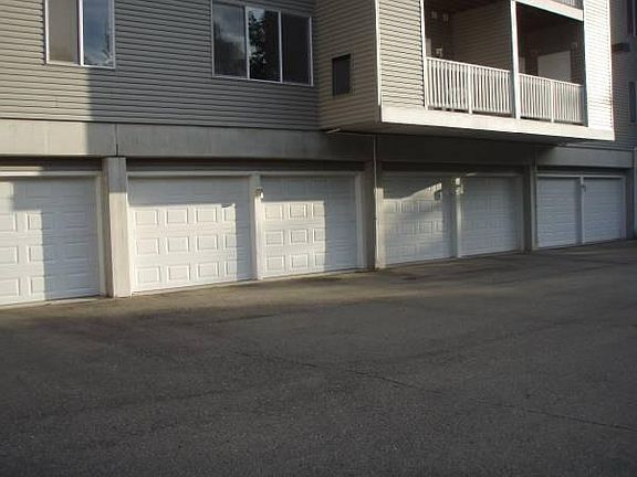 2nd image of 338 W Saginaw St #236