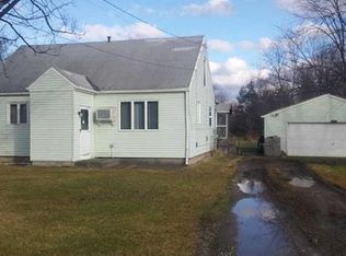 6791 Errick Rd, North Tonawanda, NY 14120