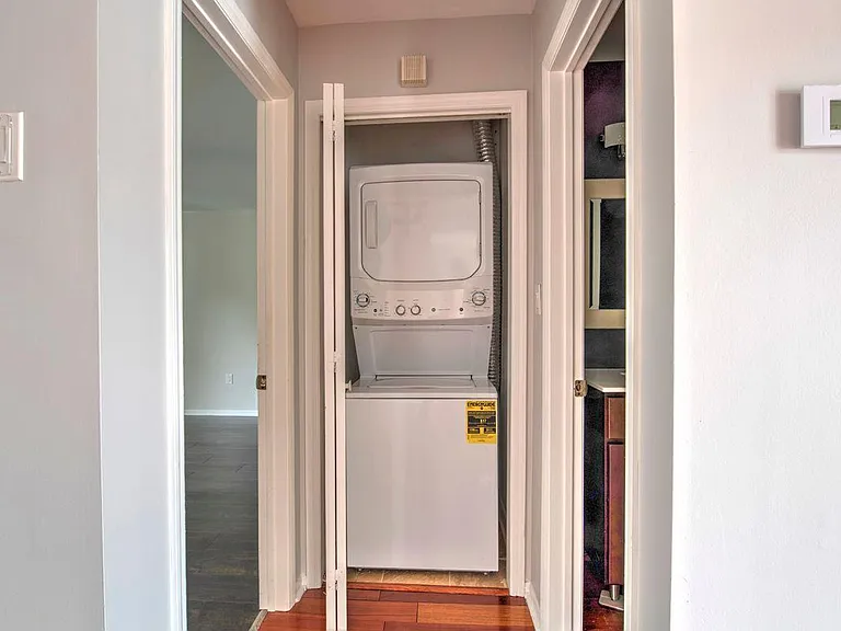 20 Tower Hill Dr #20 — Photo 12