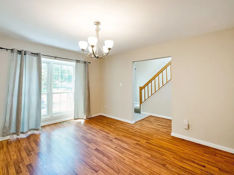 16 Casino Ct — Photo 4