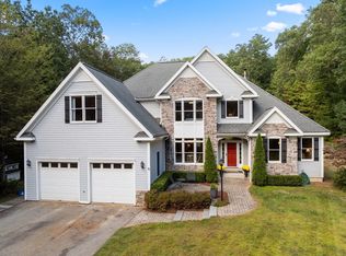 85 E Hill Rd, Brimfield, MA 01010