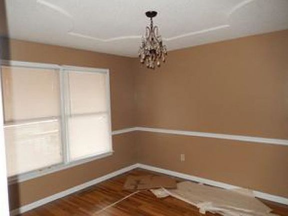4th image of 115 Brookview Dr