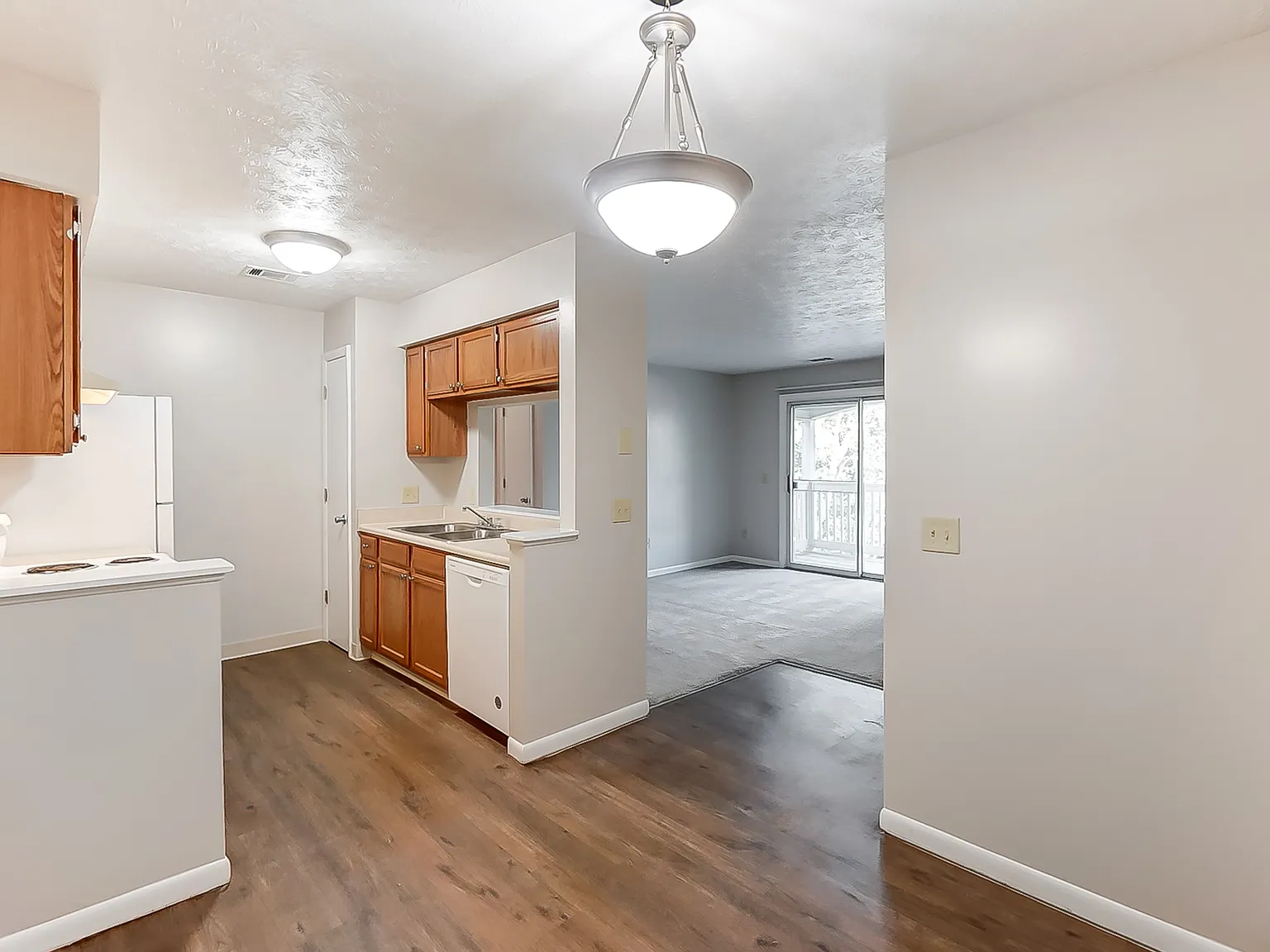 Vista Pointe Apartments — Photo 1