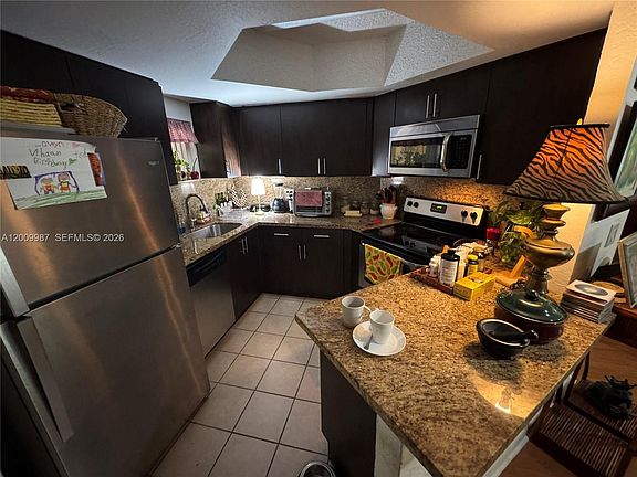 5th image of 8225 Lake Dr APT 404