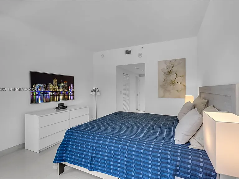 201 Crandon Blvd #220 — Photo 16
