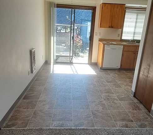 2nd image of 2629 SW Pickford St #41900b7cf
