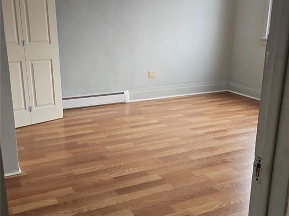 5th image of 160 McKean Ave