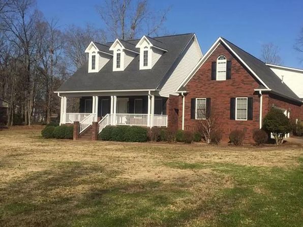 130 Meadow Wood Dr