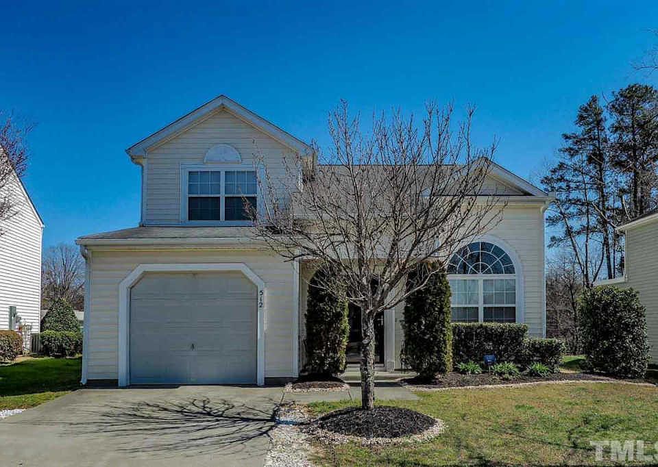 1st image of 512 Cove Hollow Dr