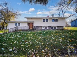 4207 Hermits Ln, Crown Point, IN 46307