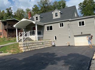 14 Macarthur Way, Mc Kees Rocks, PA 15136