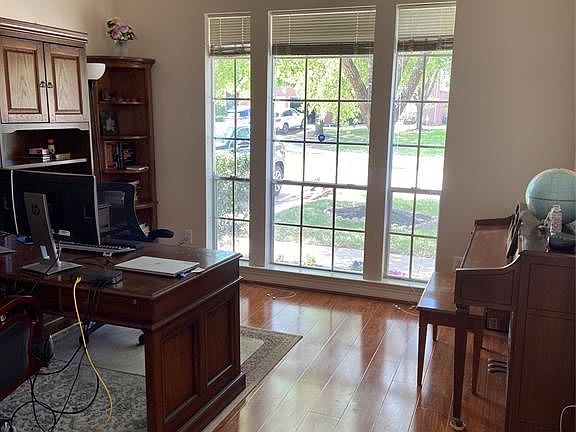 3rd image of 6139 River Mist Ct
