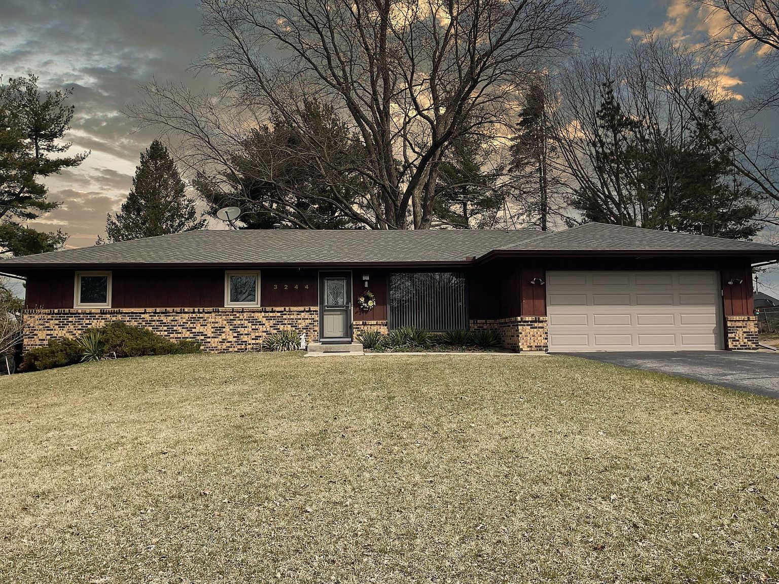 3244 Lookout Dr, Rockford, IL 61109 Zillow