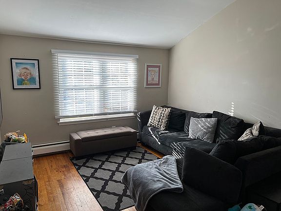 5th image of 15 Grace Ln