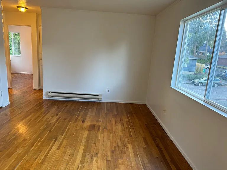 3674 SE Center St #3 — Photo 12
