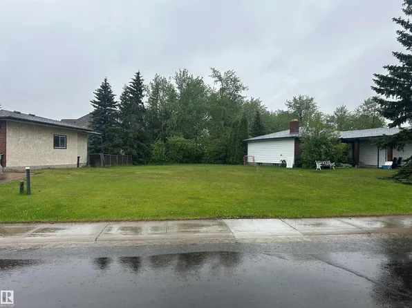 5322 64th St, Redwater, AB T0A 2W0