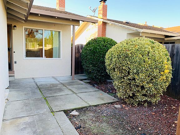 2nd image of 893 Henderson Ave