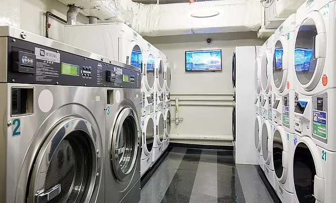 Rented by Manhattan Realty Group | media 10