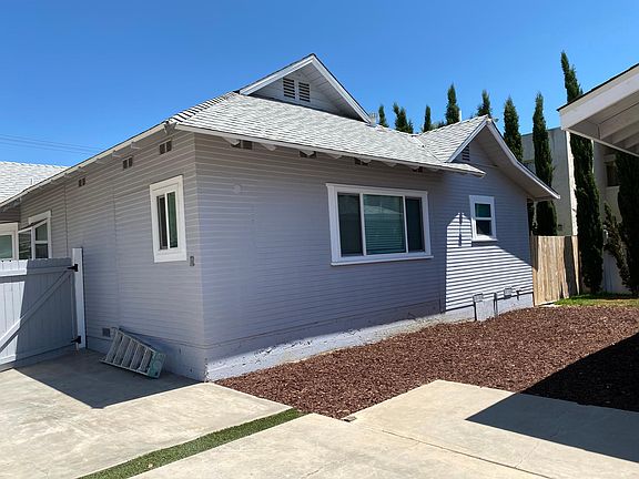 3rd image of 1042 San Juan St