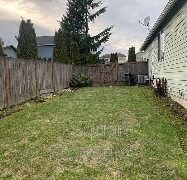 629 199th St SW — Photo 4
