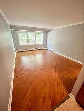 10 Highland St #8 — Photo 2
