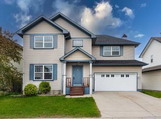 15 E Marthas Haven Grn NE, Calgary, AB T3J3X6