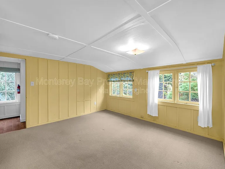 862 Short St — Photo 28