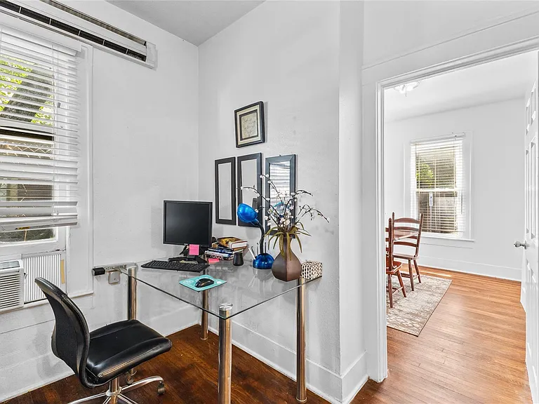 2509 Whitney St #A — Photo 8
