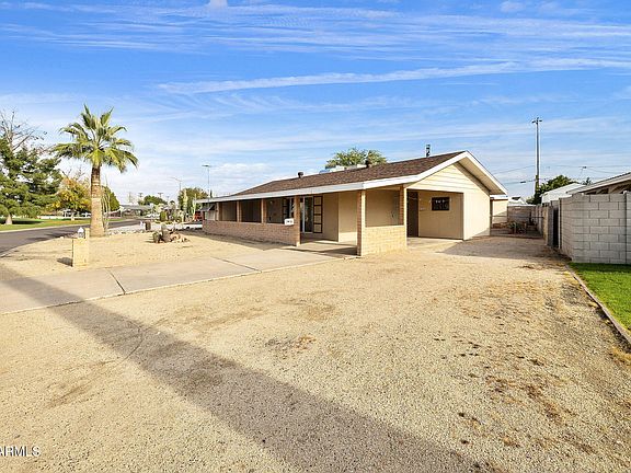 2nd image of 11825 N 114th Avenue