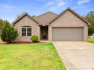 5436 Moores Cir, Northport, AL 35473