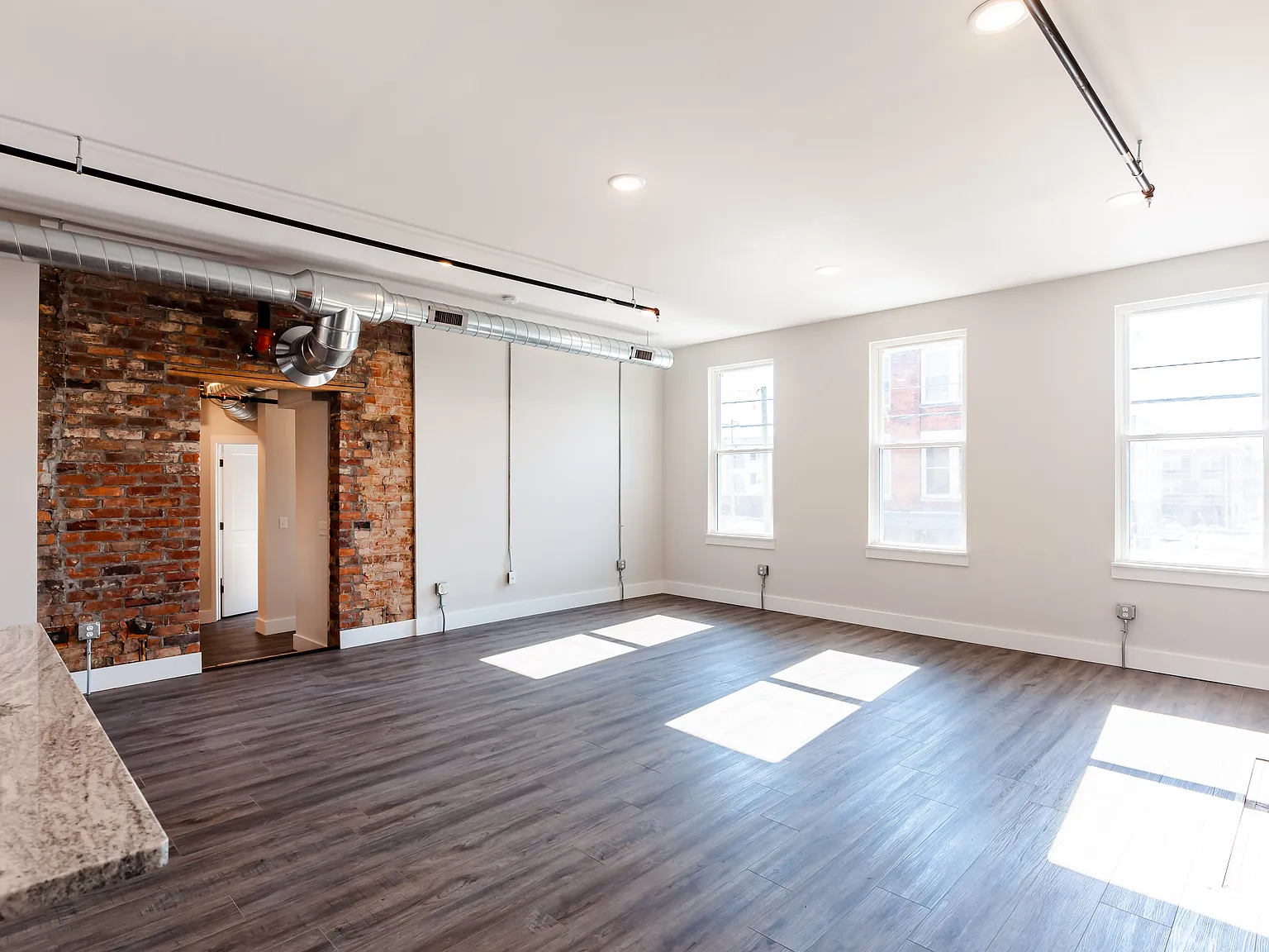 2 bed, $1,850 — Photo 4