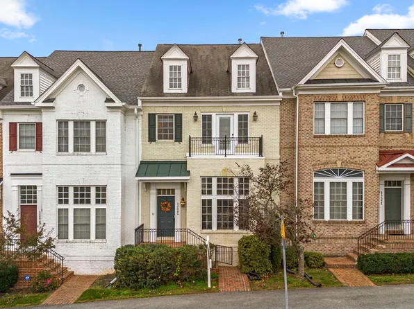 1222 Gaither Rd, Rockville, MD 20850