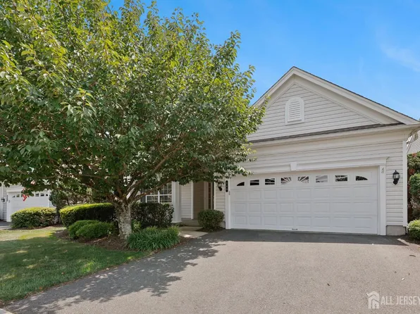 380 Windfall Ln, Somerset, NJ 08873
