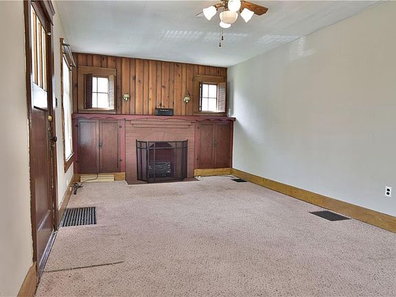 4th image of 954 W Park Ave