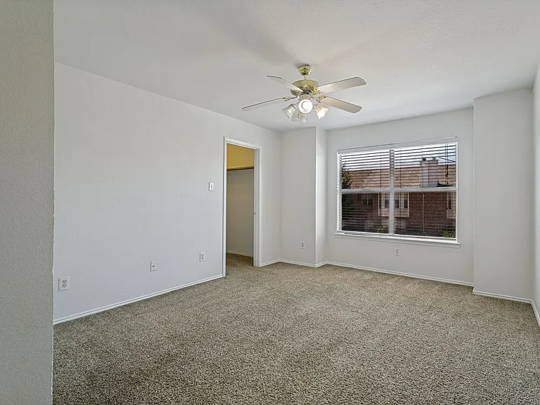 1519 Barbara Dr — Photo 11