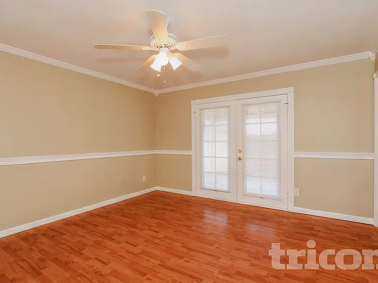 6237 W Marconi Ave — Photo 10