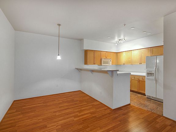 Large dining, open kichen