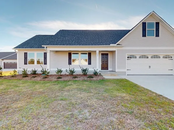 202 Berkshire Drive, La Grange, NC 28551