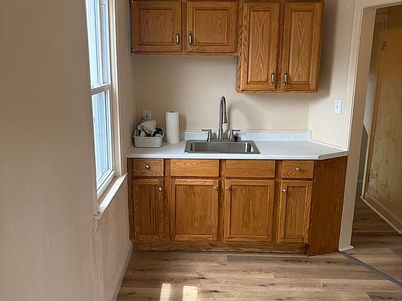 3rd image of 12875 Faust Ave