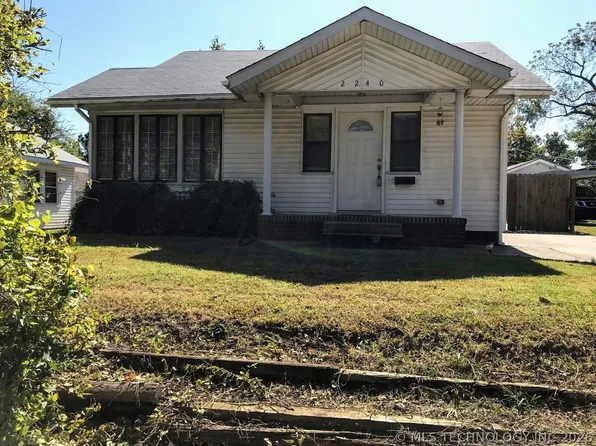 2240 E 12th Pl, Tulsa, OK 74104