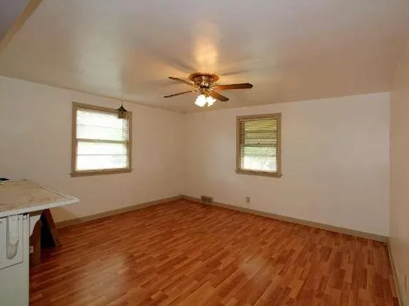 3408 S 1st St, Milwaukee, WI 53207