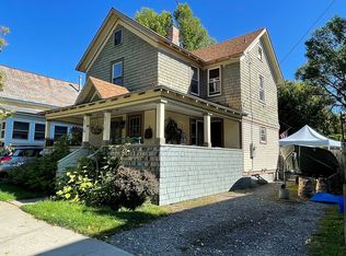 16 Hayward St, Burlington, VT 05401