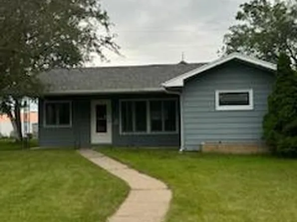 1802 Beltrami Ct NW, Bemidji, MN 56601