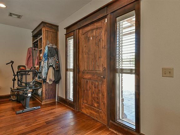 3rd image of 21372 Santa Fe Ave