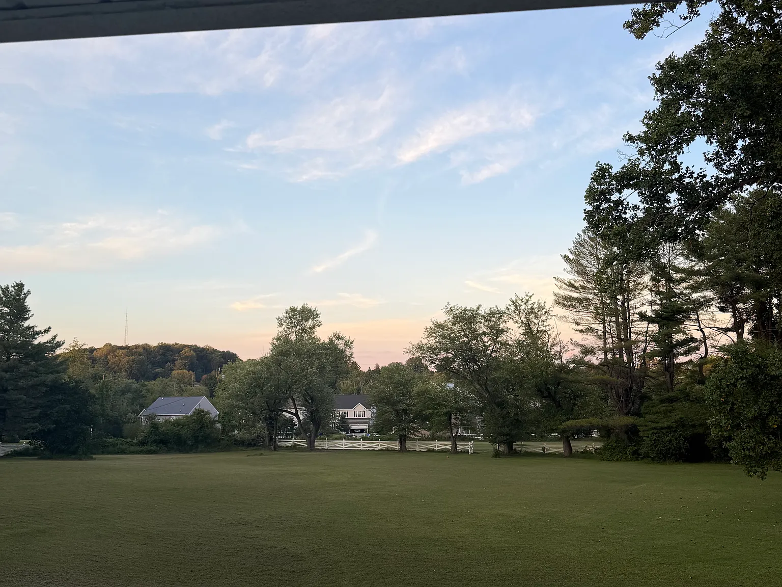 1 bed, 1254 sqft, $1,700 — Photo 2