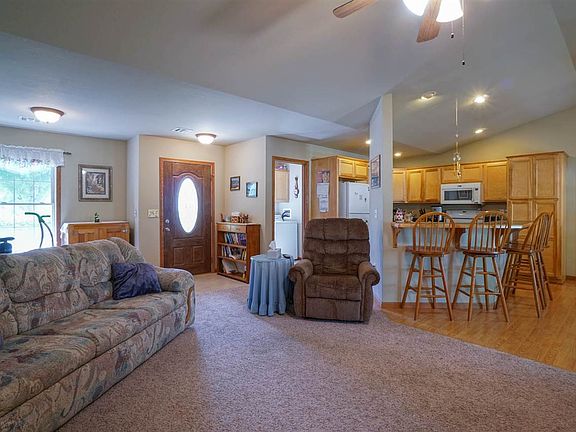 4th image of 8795 William Dr