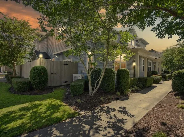 4213 Turnworth Arch, Virginia Beach, VA 23456